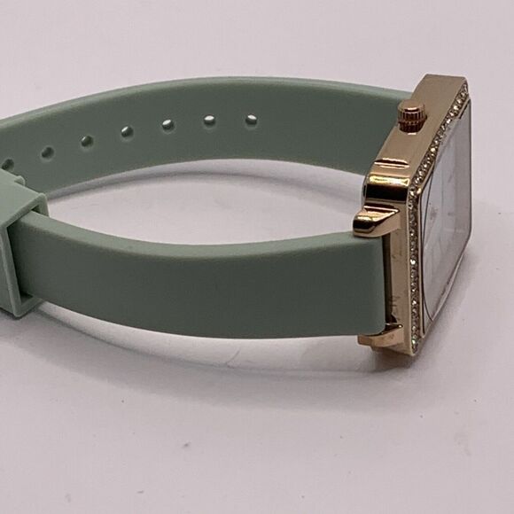 Oceanaut OC0277 Women's Green Rubber Analog Dial Quartz Wrist Watch YR129 - Picture 7 of 9